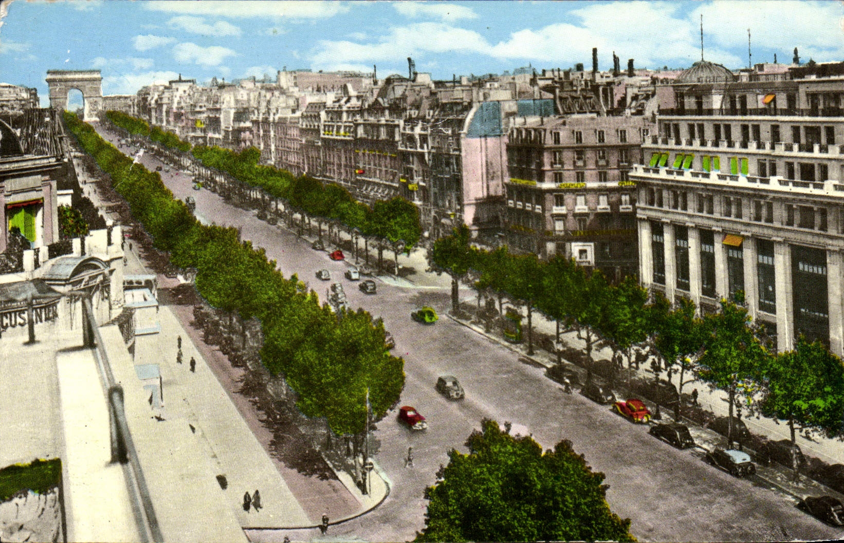 CPM Paris Les Champs Elysees