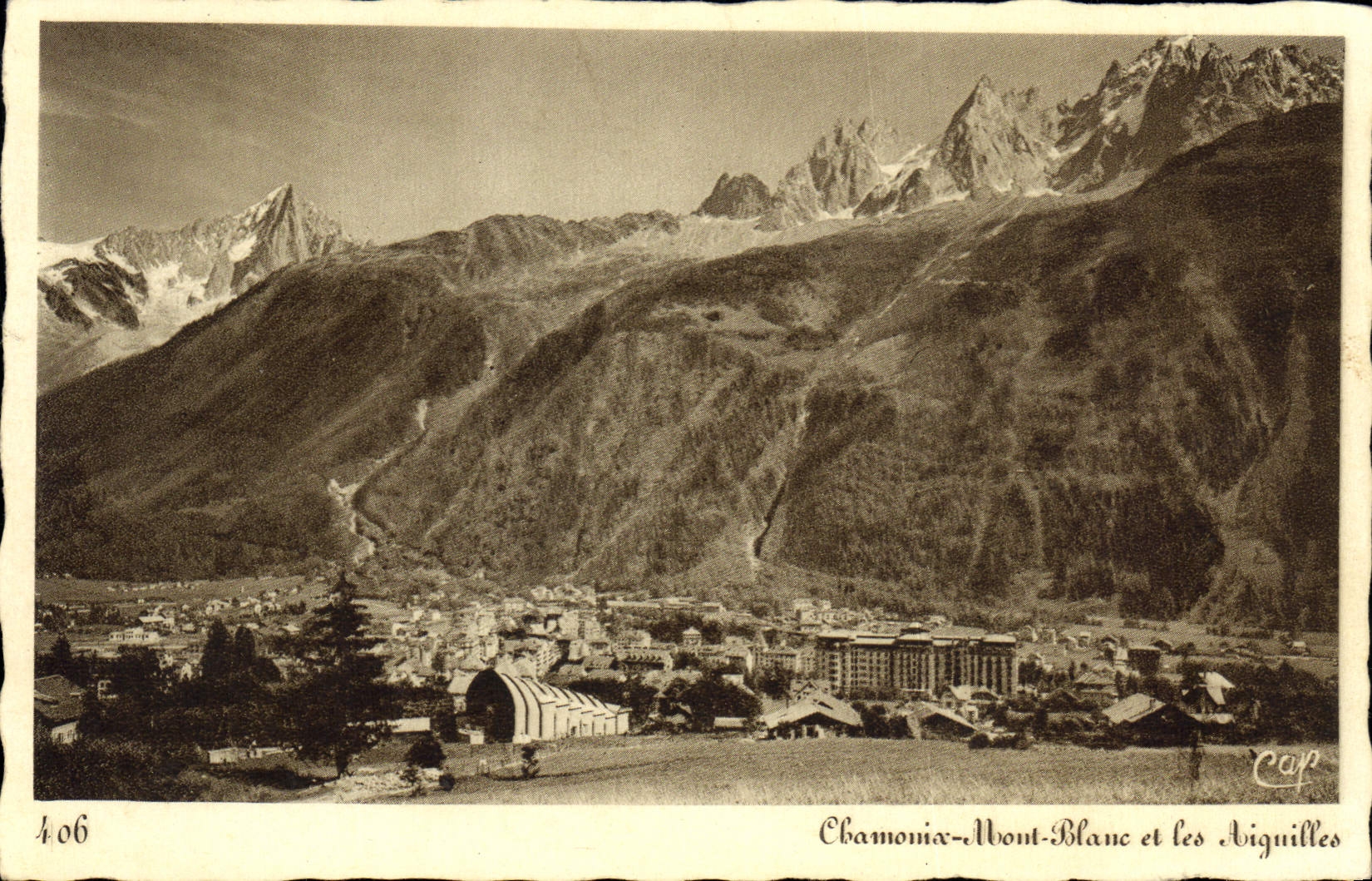 CPA Chamonix Mont Blanc et les Aiguilles