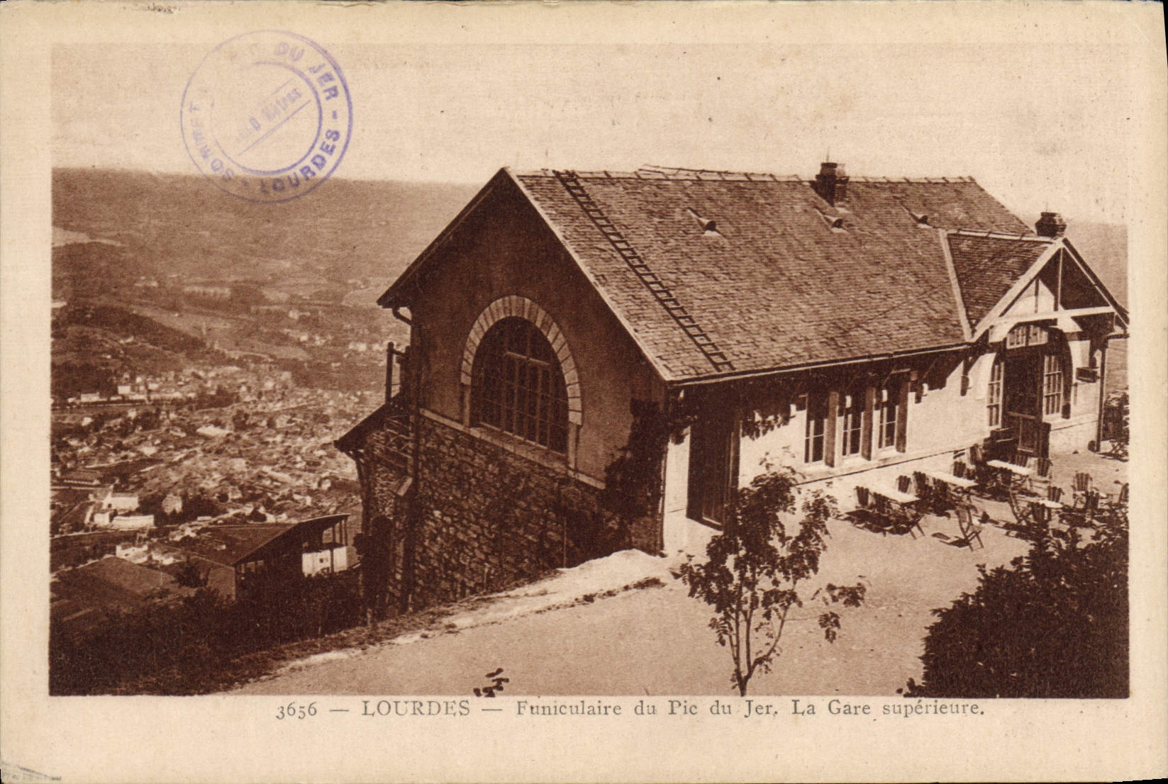 VINTAGE POSTCARD Heavy Funicular of the Peak of Jer Train station higher