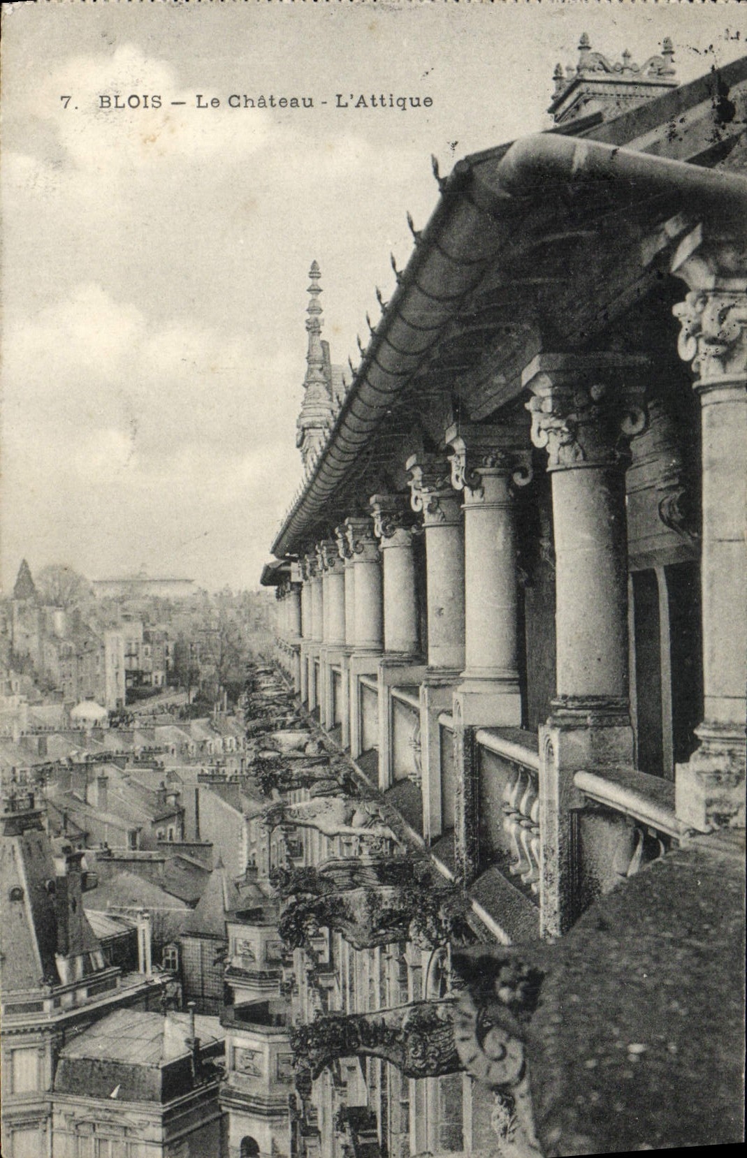 CPA Blois Le Chateau L'Attique