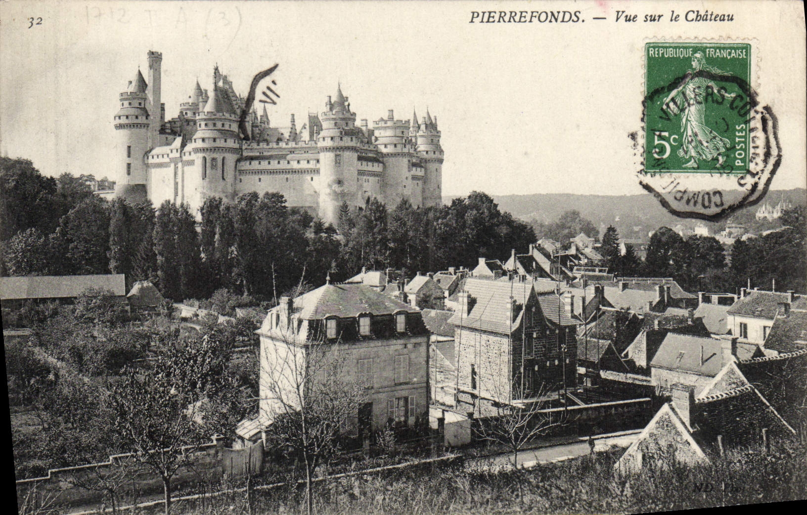 CPA Pierrefonds Vue Sur la Chateau