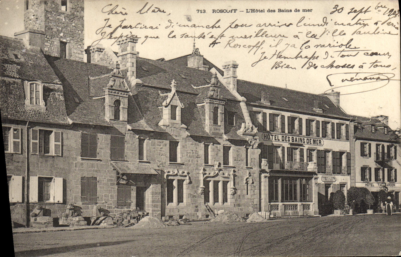 VINTAGE POSTCARD Roscoff the Hotel of the Sea bathings