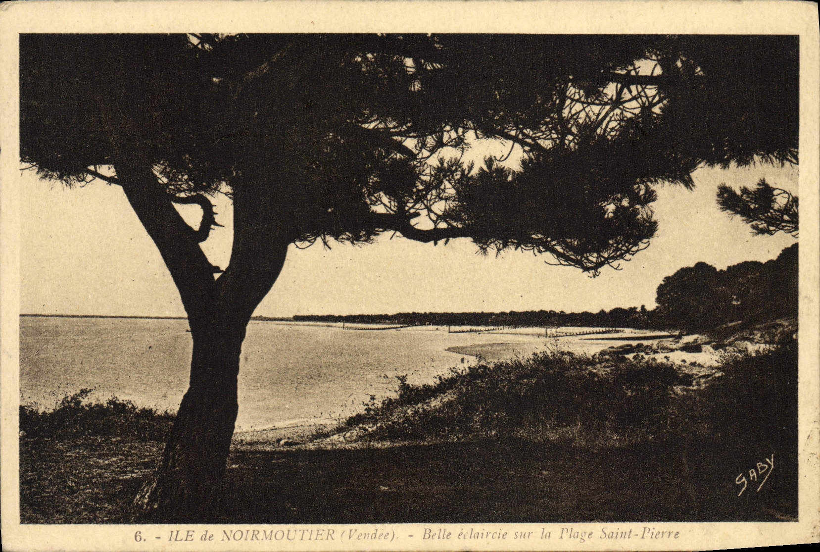 CPA Ile de Noirmoutier Belle eclaircie sur la plage Saint Pierre