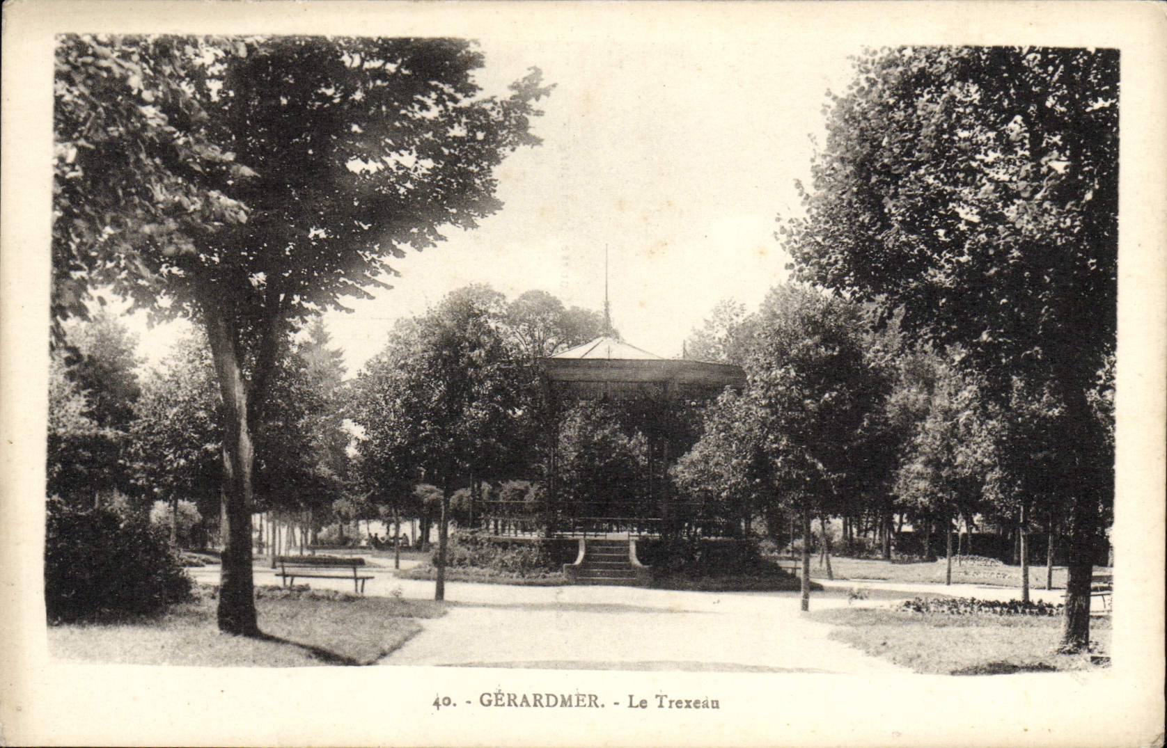 VINTAGE POSTCARD Gerardmer Trexeau