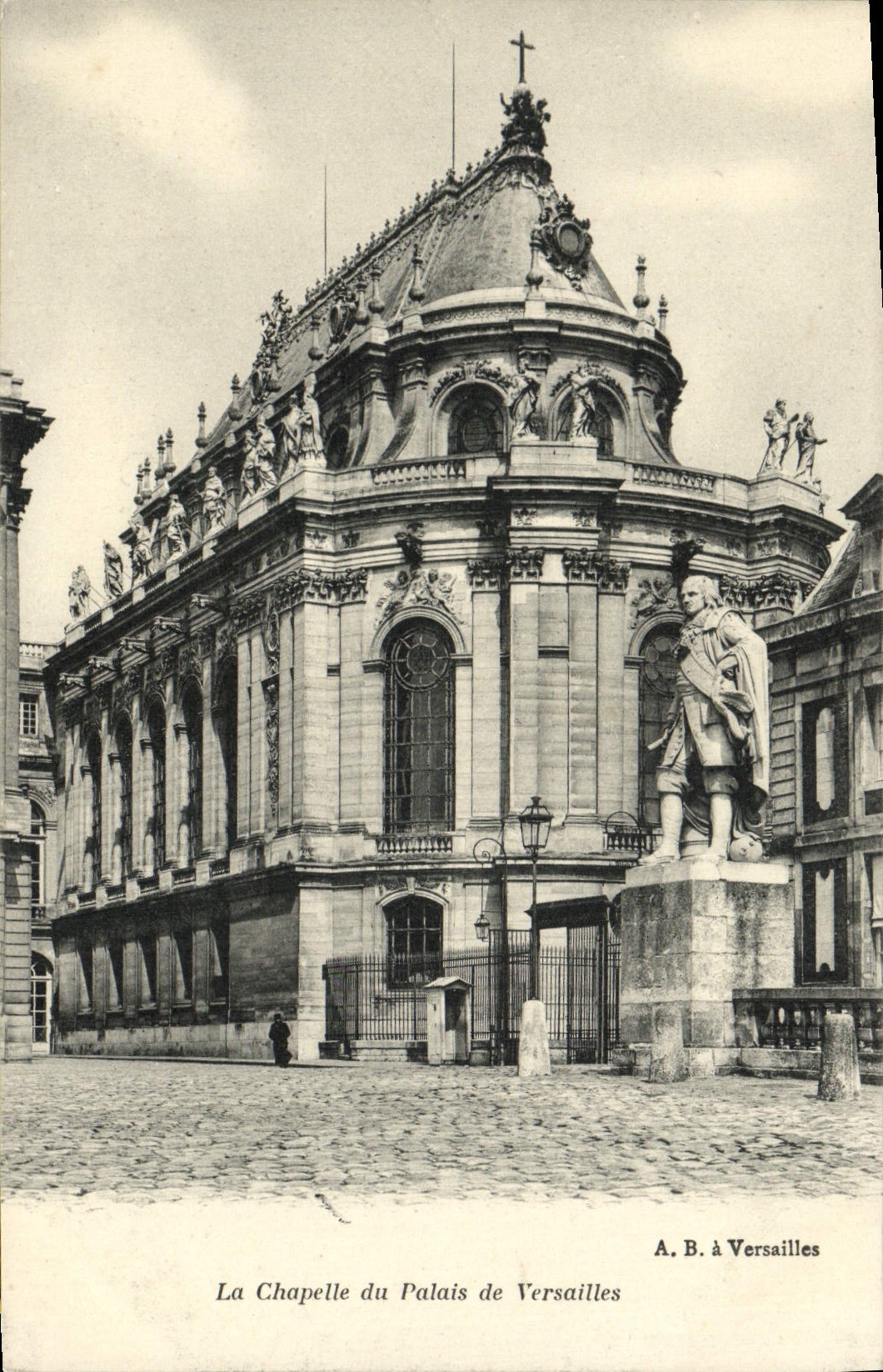 CPA La Chapelle Du Palais De Versailles