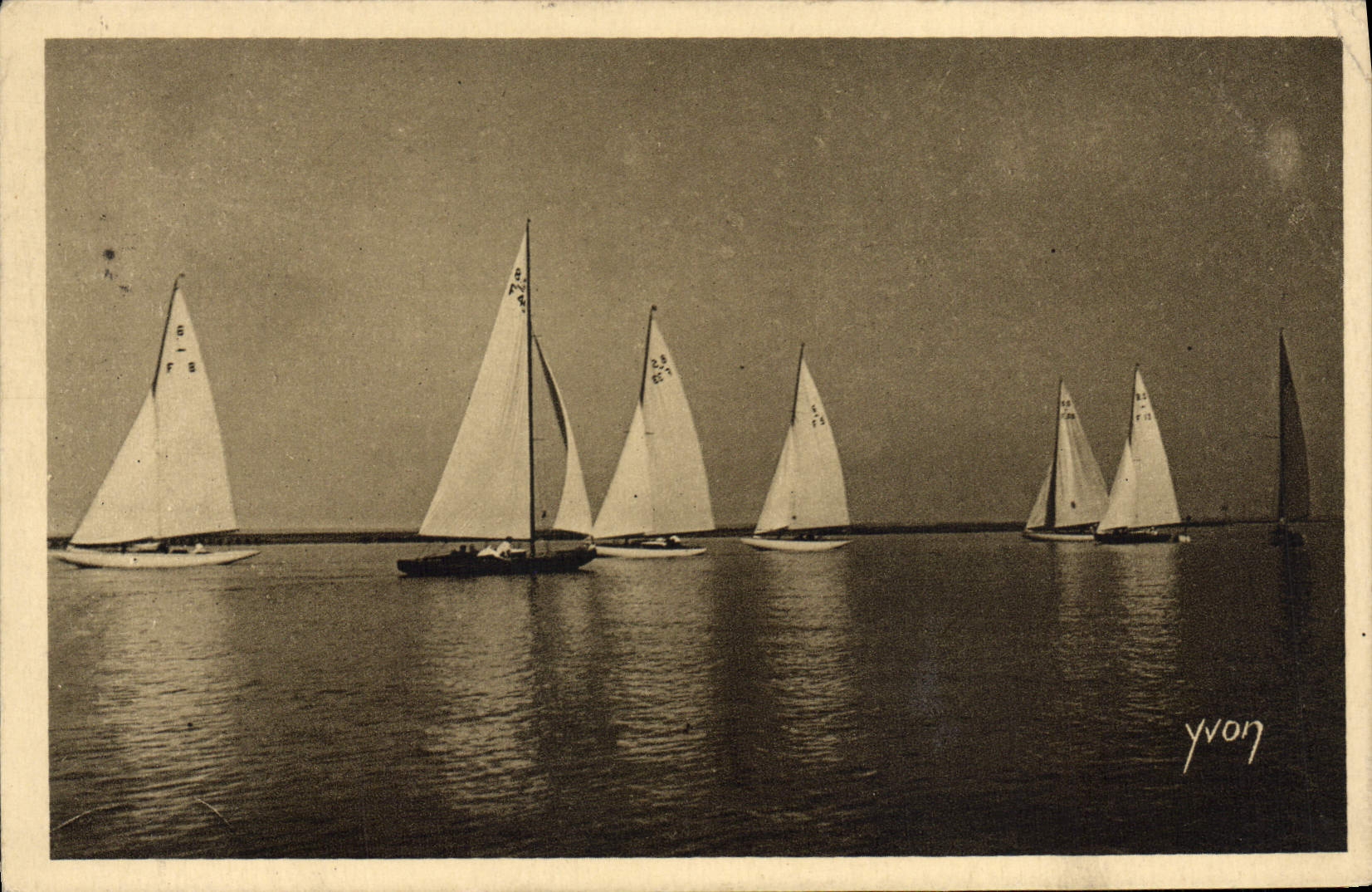 VINTAGE POSTCARD Arcachon Rallying For the Regattas Boats