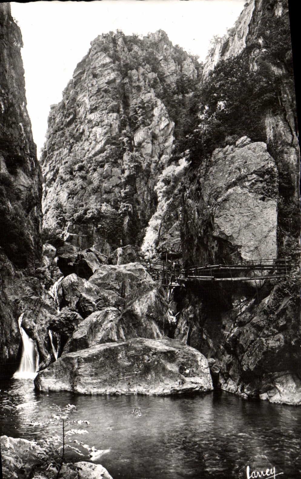 MODERN CARD Amelie the baths Beads Of the Pyrenees Gorges of Mondony Source renal