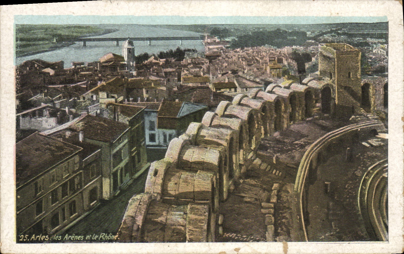 CPA Arles Les Arenes Et Le Rhone