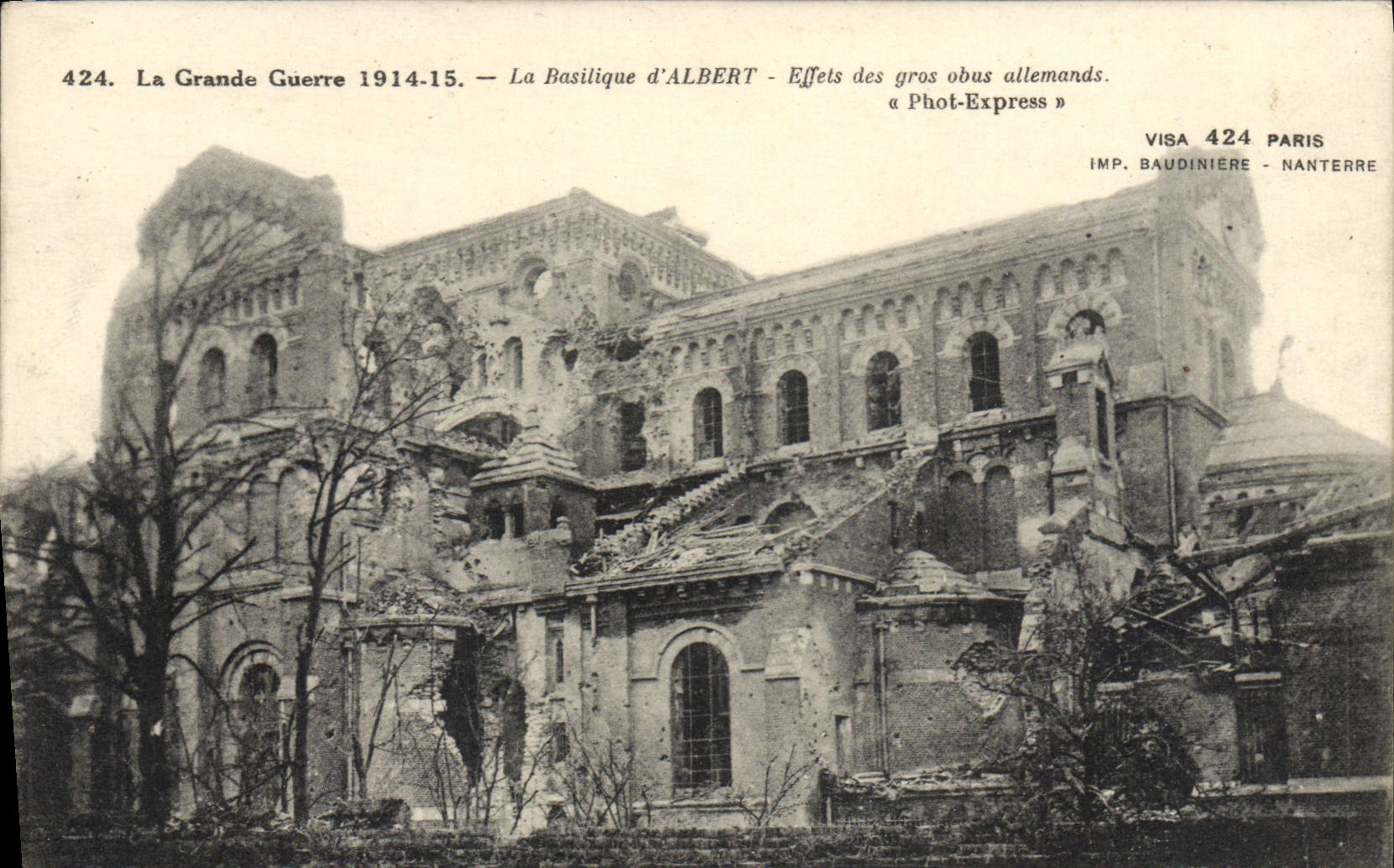 CPA La Grande Guerre La Basilique D'Albert Effets Des Gros Obus Allemands Militaria