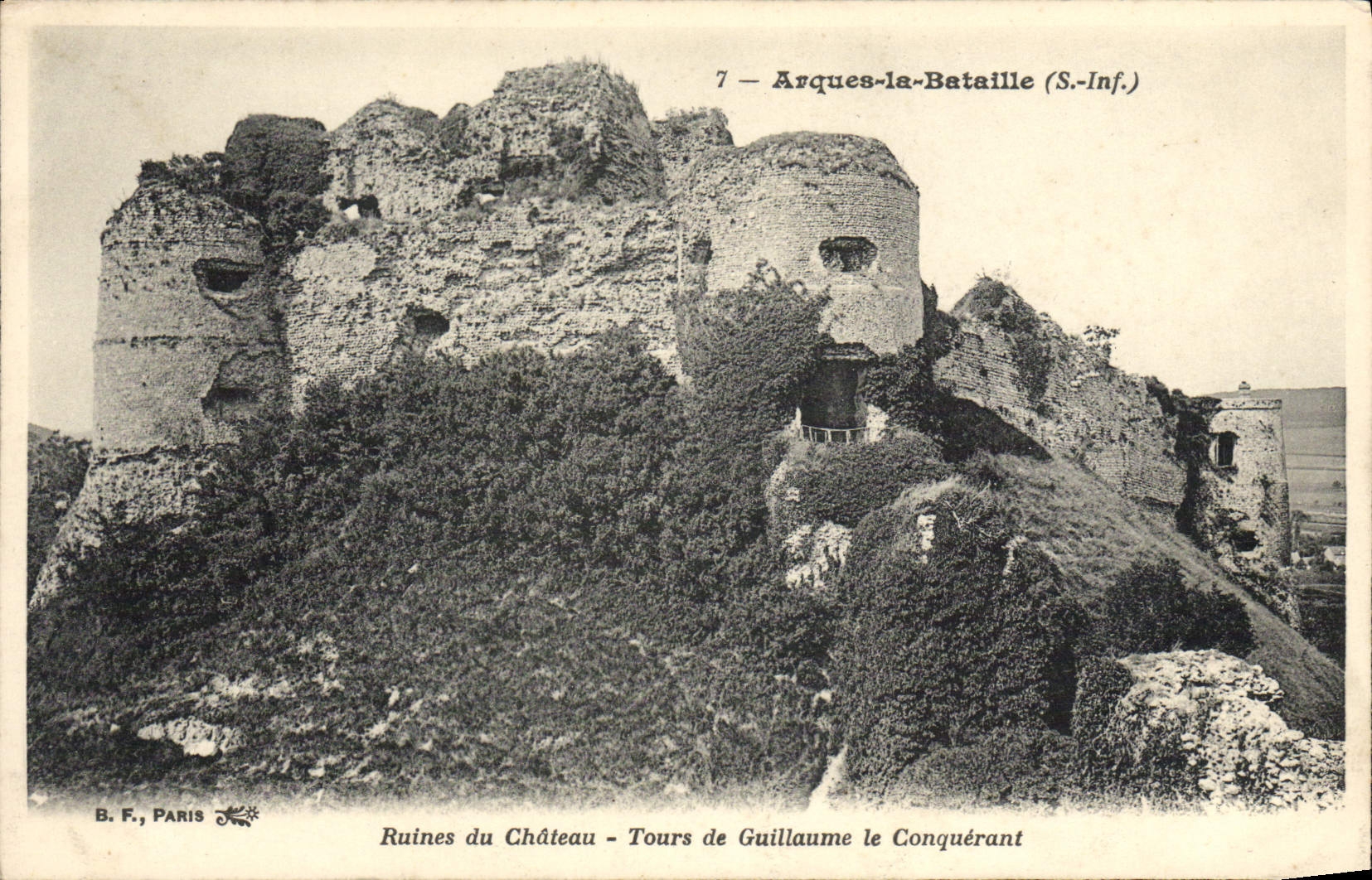 CPA Arques La Bataille Ruines du chateau Tours de Guillaume le Conquerant