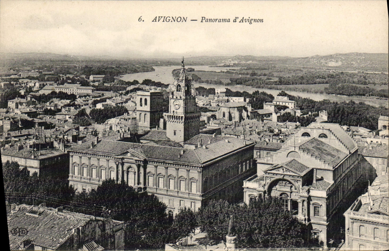 Panorama de Avignon de la POSTAL de la VENDIMIA de Avignon
