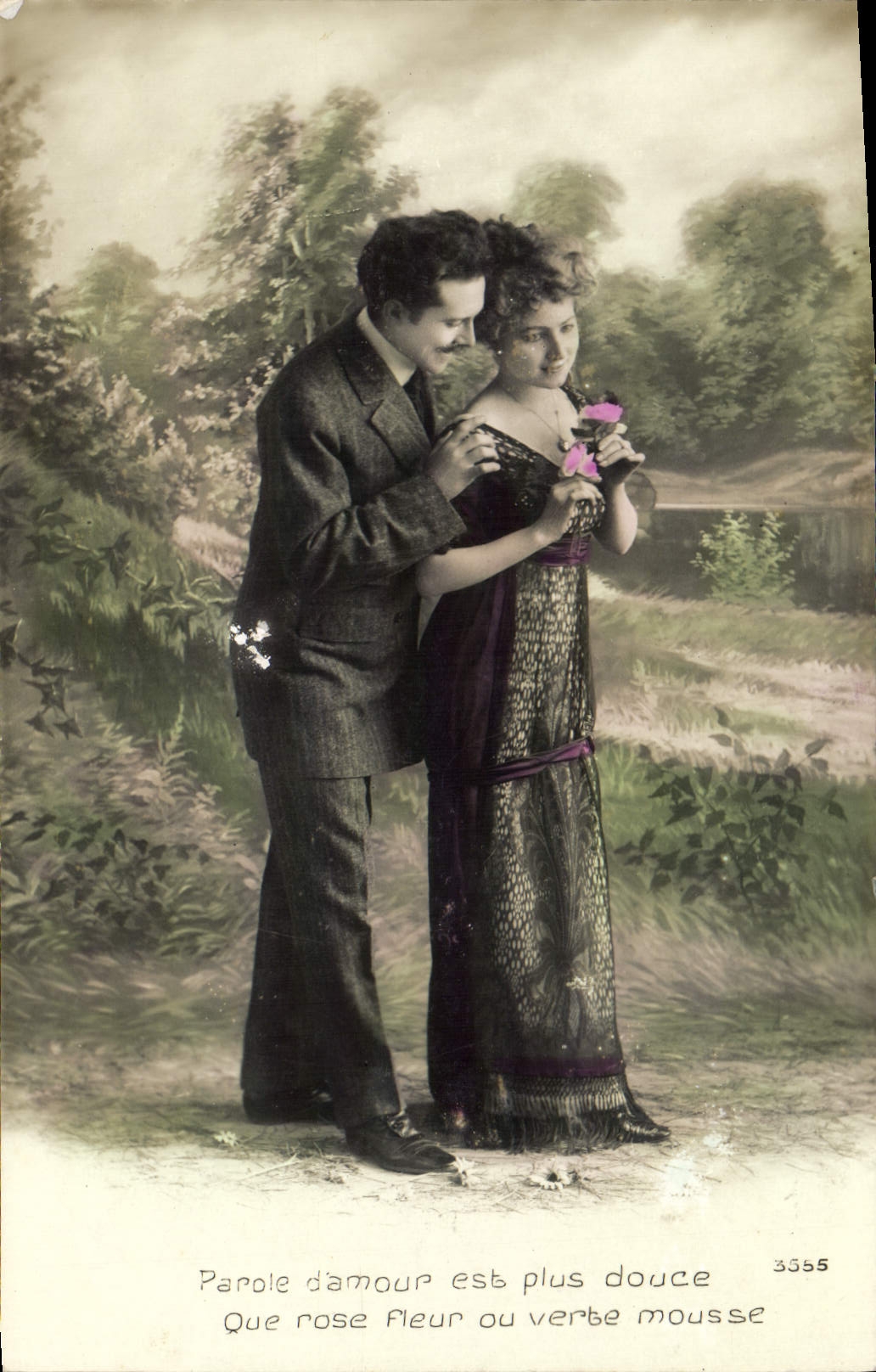 VINTAGE POSTCARD Parole Damour is Plus Soft Woman