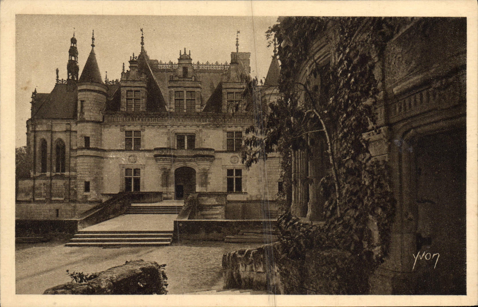 POSTAL Chenonceaux de la VENDIMIA el ala Thomas Bohier del castillo y detalle de la torre de las marcas