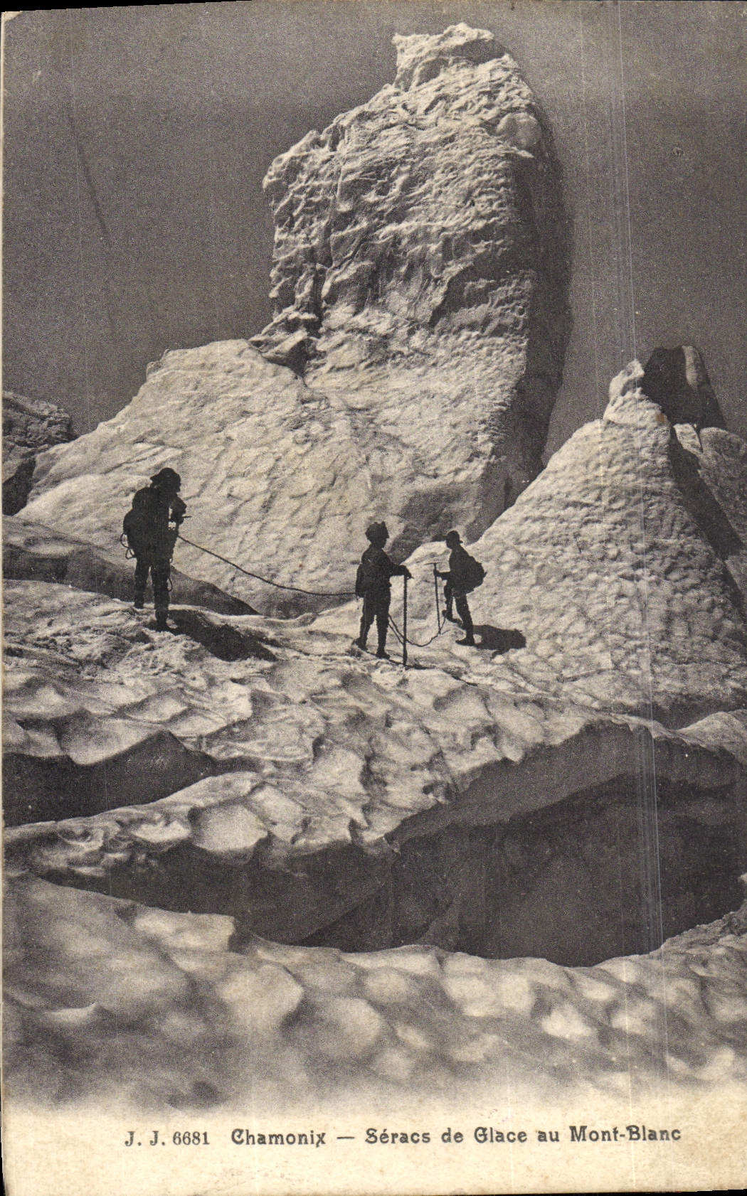 CPA Chamonix Seracs de Glace au Mont Blanc Alpinisme