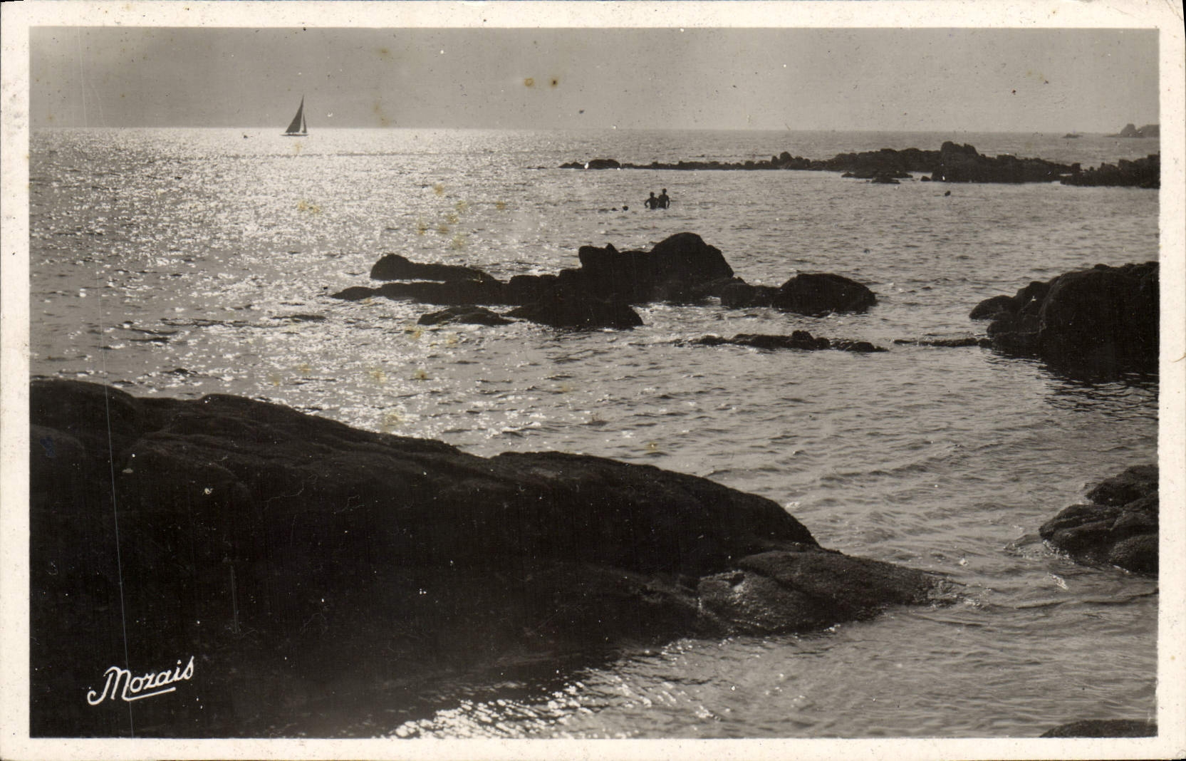 VINTAGE POSTCARD Croisic Against Day with the Dimension