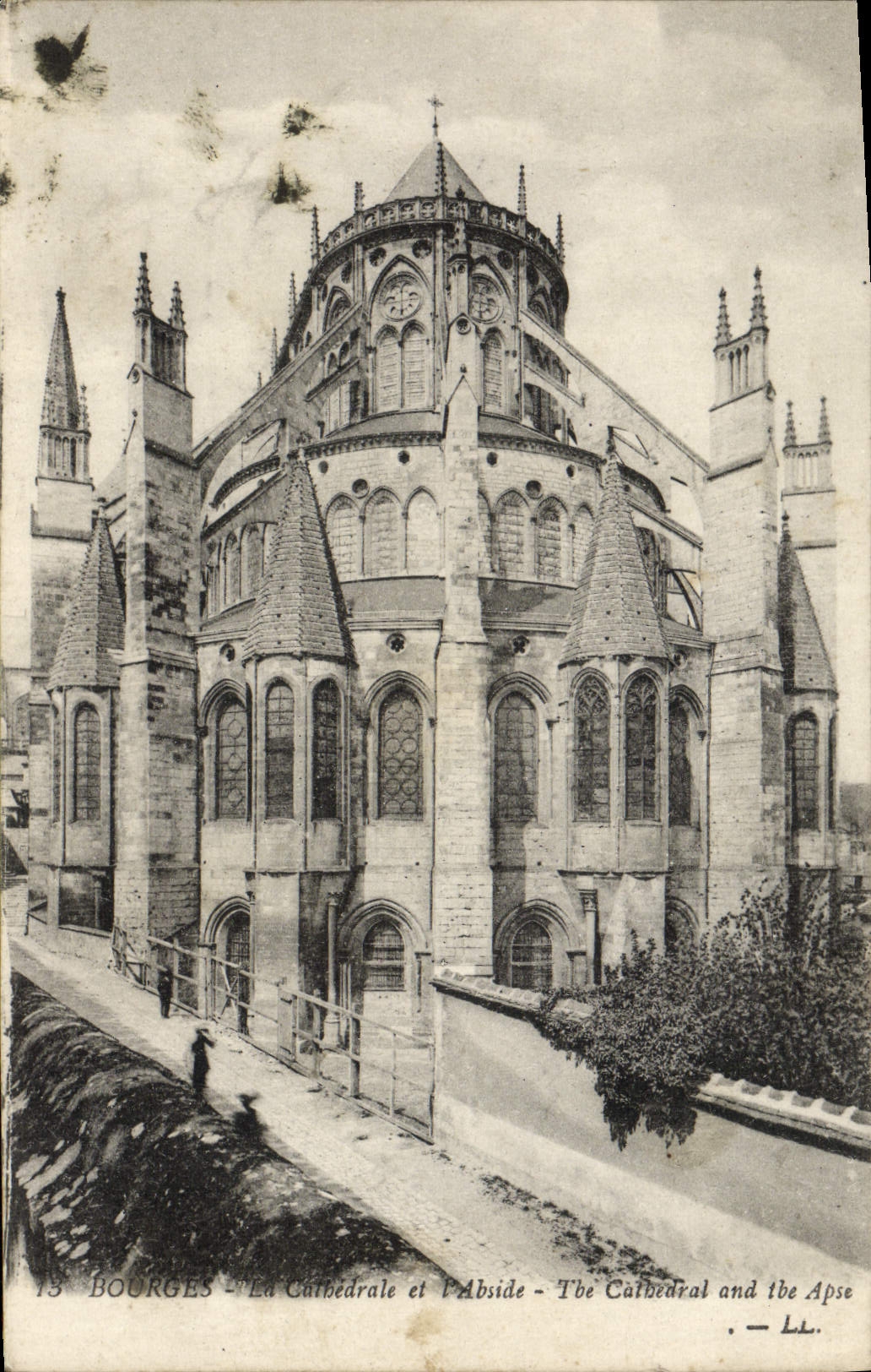 POSTAL Bourges de la VENDIMIA la catedral y el apse