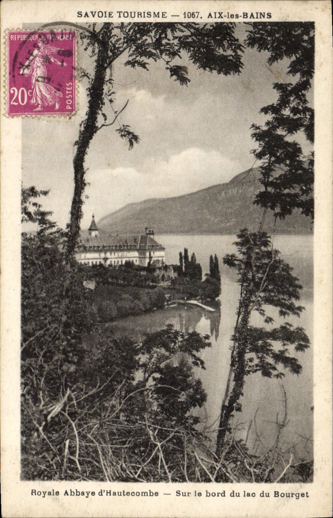 Abadía real de la POSTAL de la VENDIMIA de Hautecombe en el borde del lago de Le Bourget