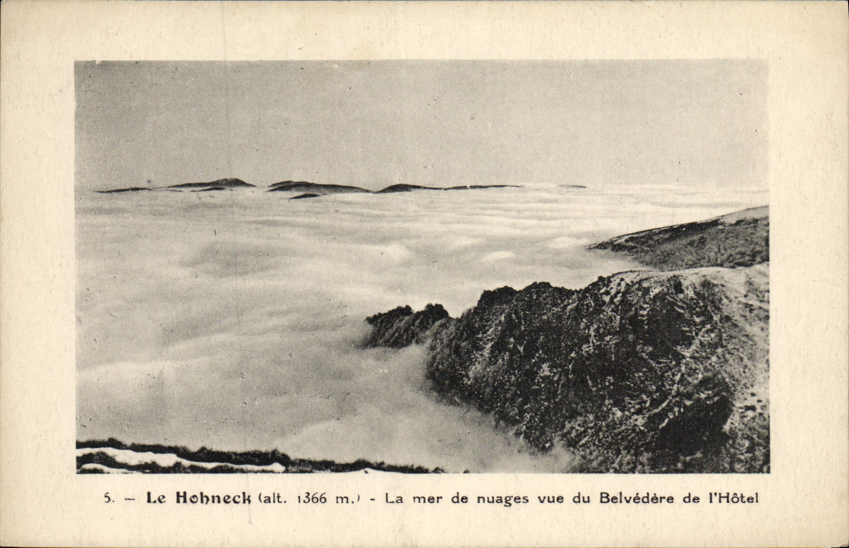 VINTAGE POSTCARD Hohneck sea of clouds seen of the View-point of the hotel