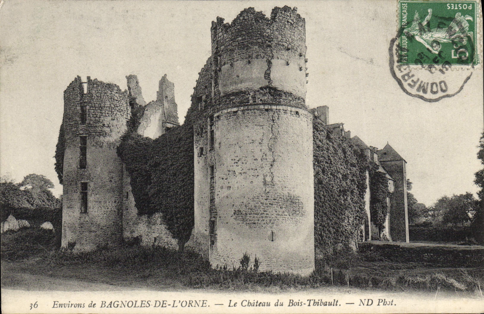 CPA Bagnoles De L'Orne Le Chateau du Bois Thibault