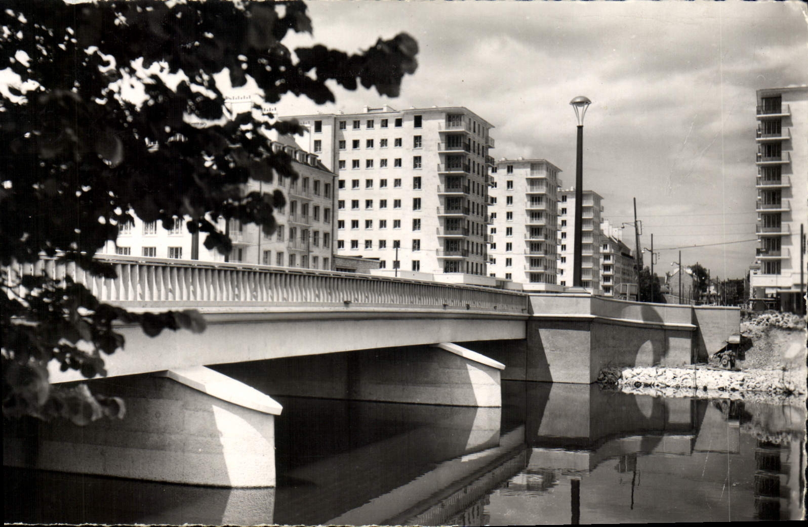 CPM Caen Le Pont sur L'Orne