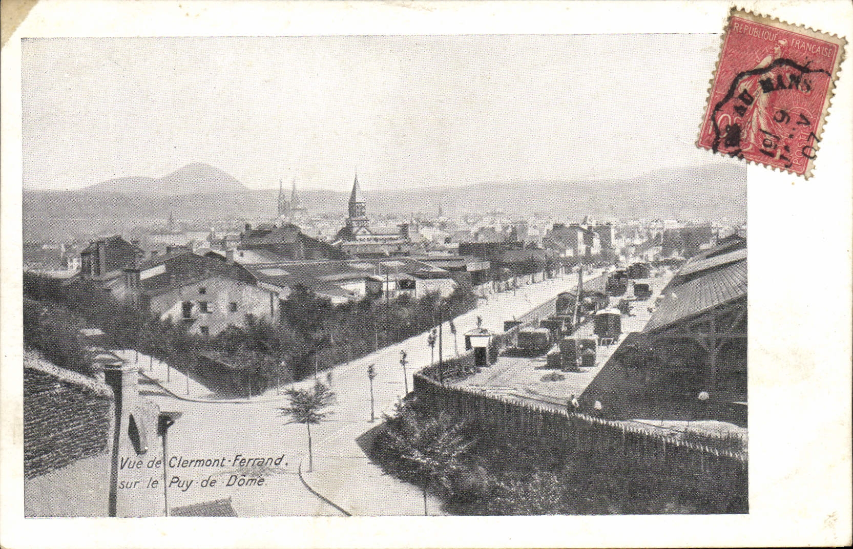 POSTAL de la VENDIMIA vista de Clermont-Ferrand en Puy de Dome