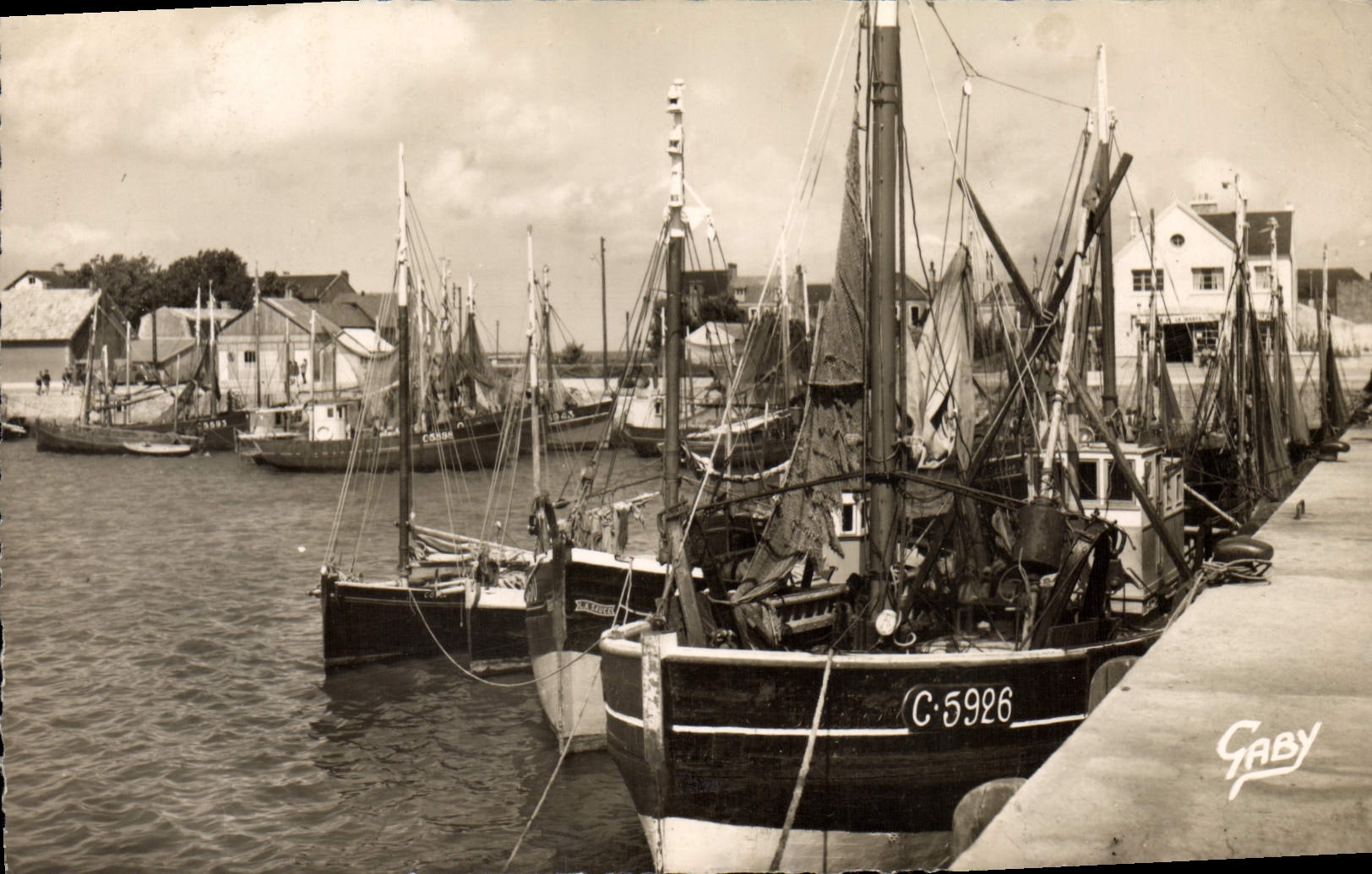 MODERN CARD Grandcamp les Bains the port Boats