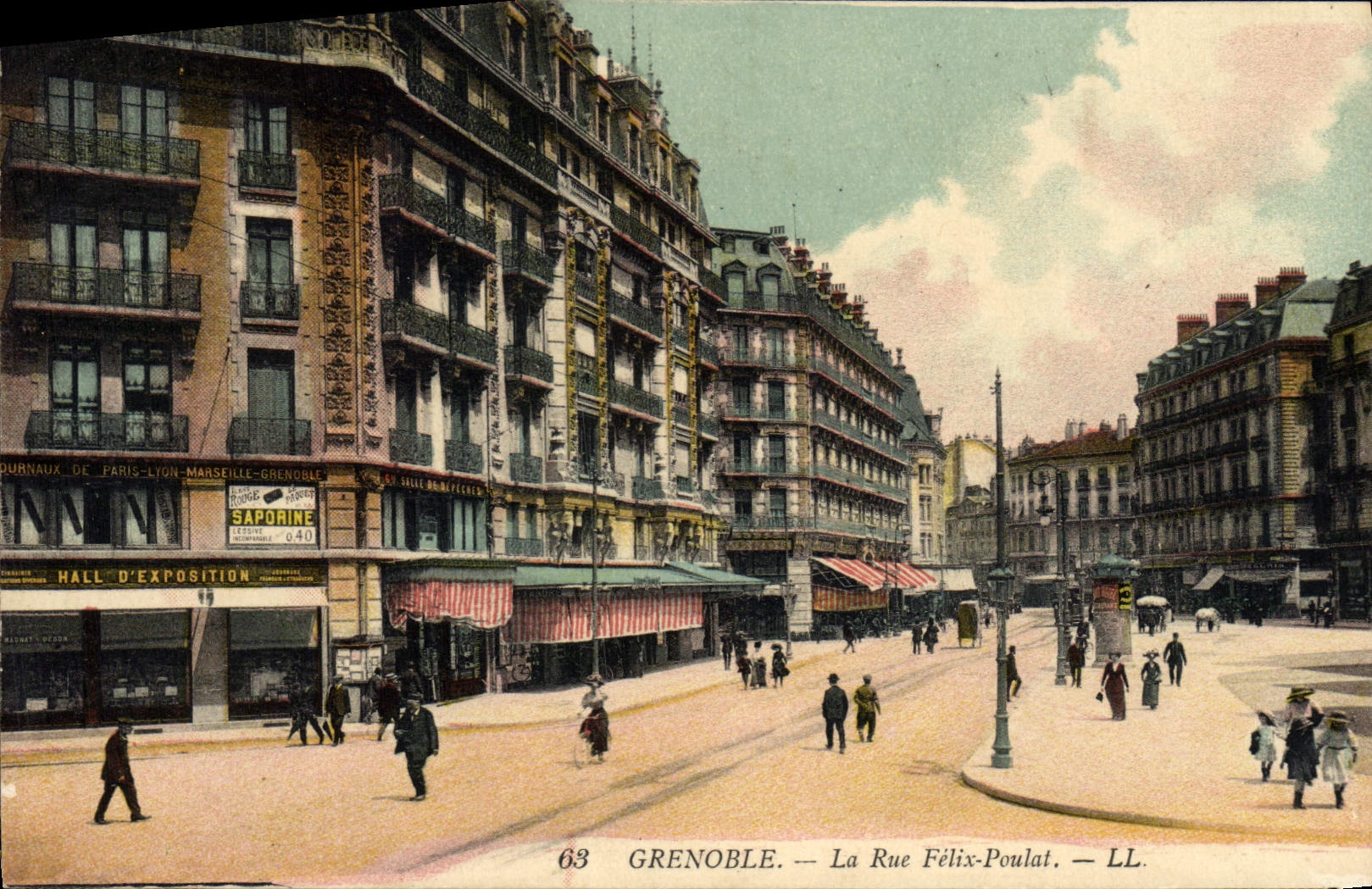 CPA Grenoble La rue Felix Poulat 
