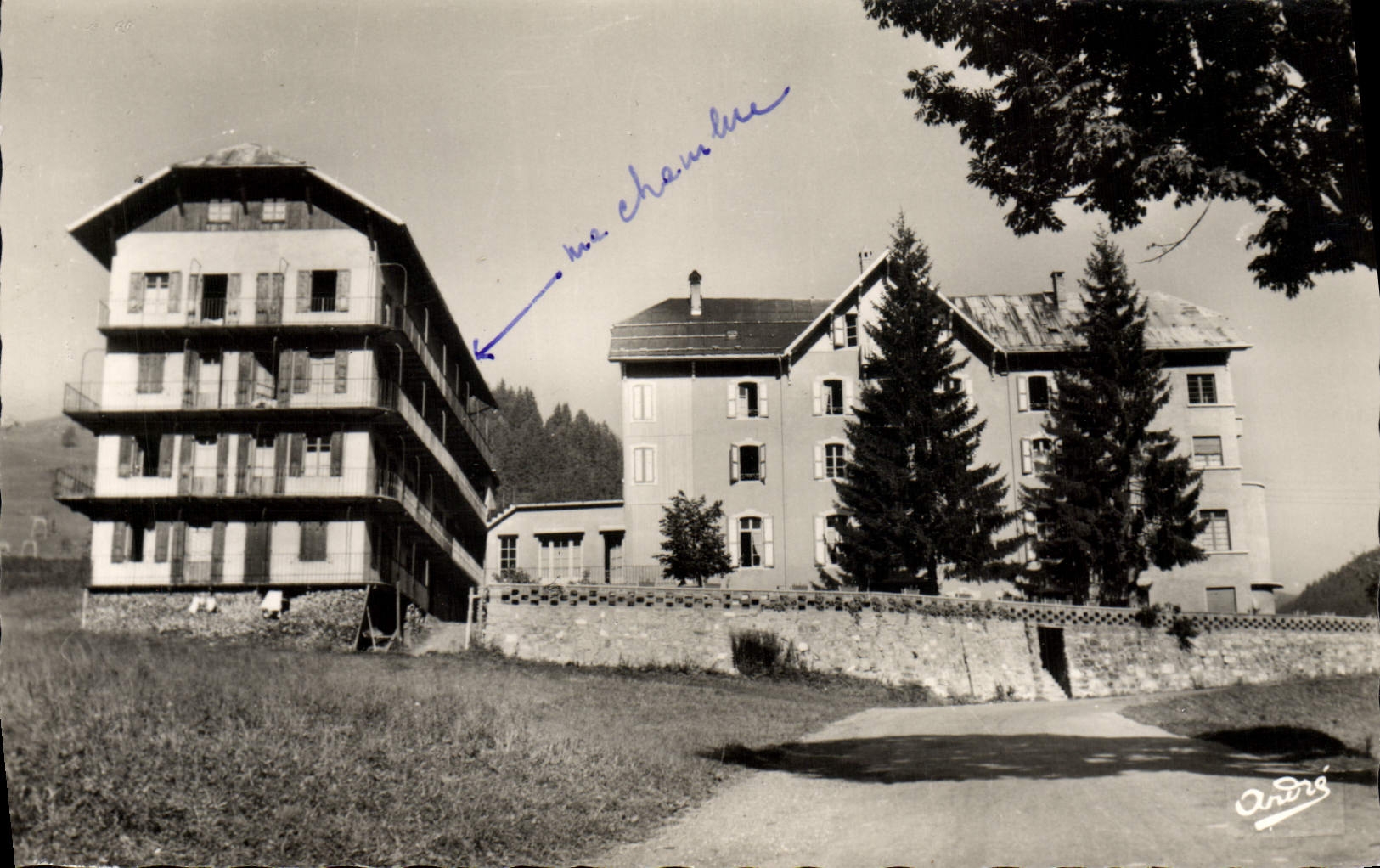 MODERN CARD Giettaz Villa Jeanne d' Arc