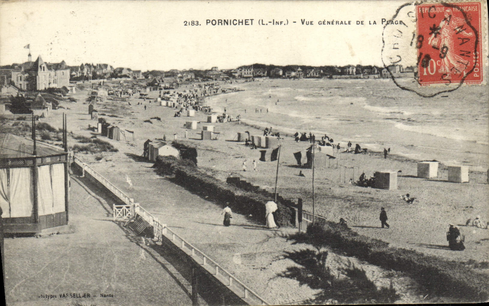 VINTAGE POSTCARD Pornichet View of the beach