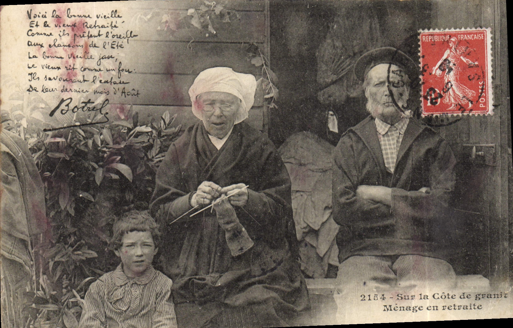 CPA Sur La Cote De Granit Menage en retraite Folklore