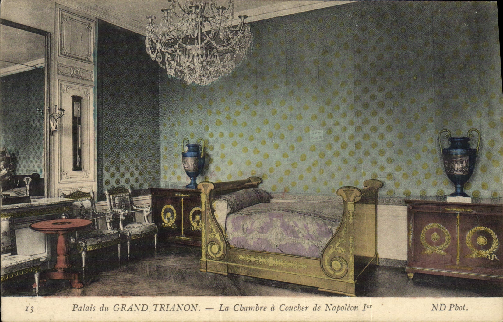 VINTAGE POSTCARD Palate Of Large Trianon the Room To lay down De Napolon 1st