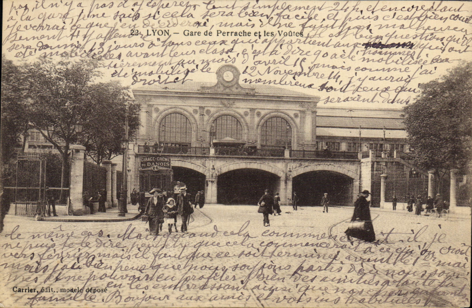 POSTAL Lyon Parks De Perrache y las cámaras acorazadas de la VENDIMIA