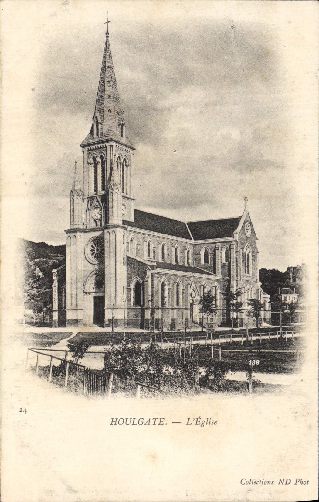 CPA Houlgate L'Eglise