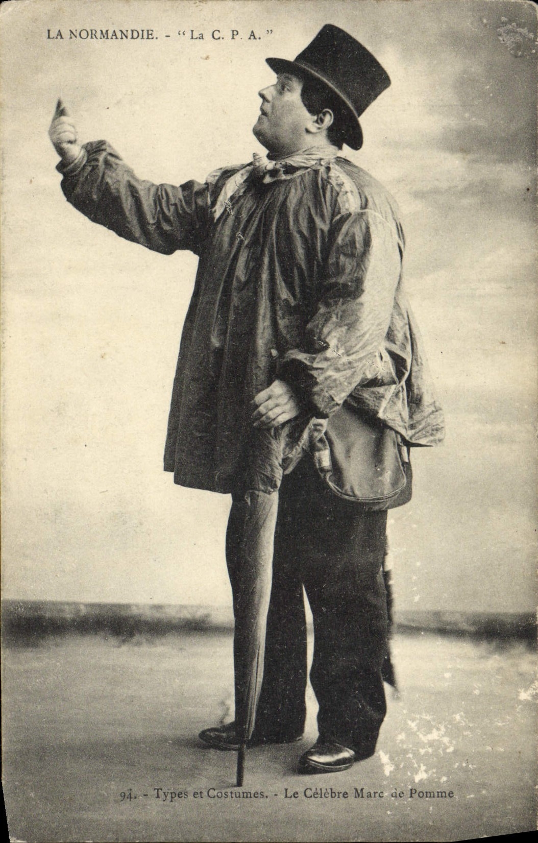 CPA Normandie Le celebre Marc et Pomme Folklore