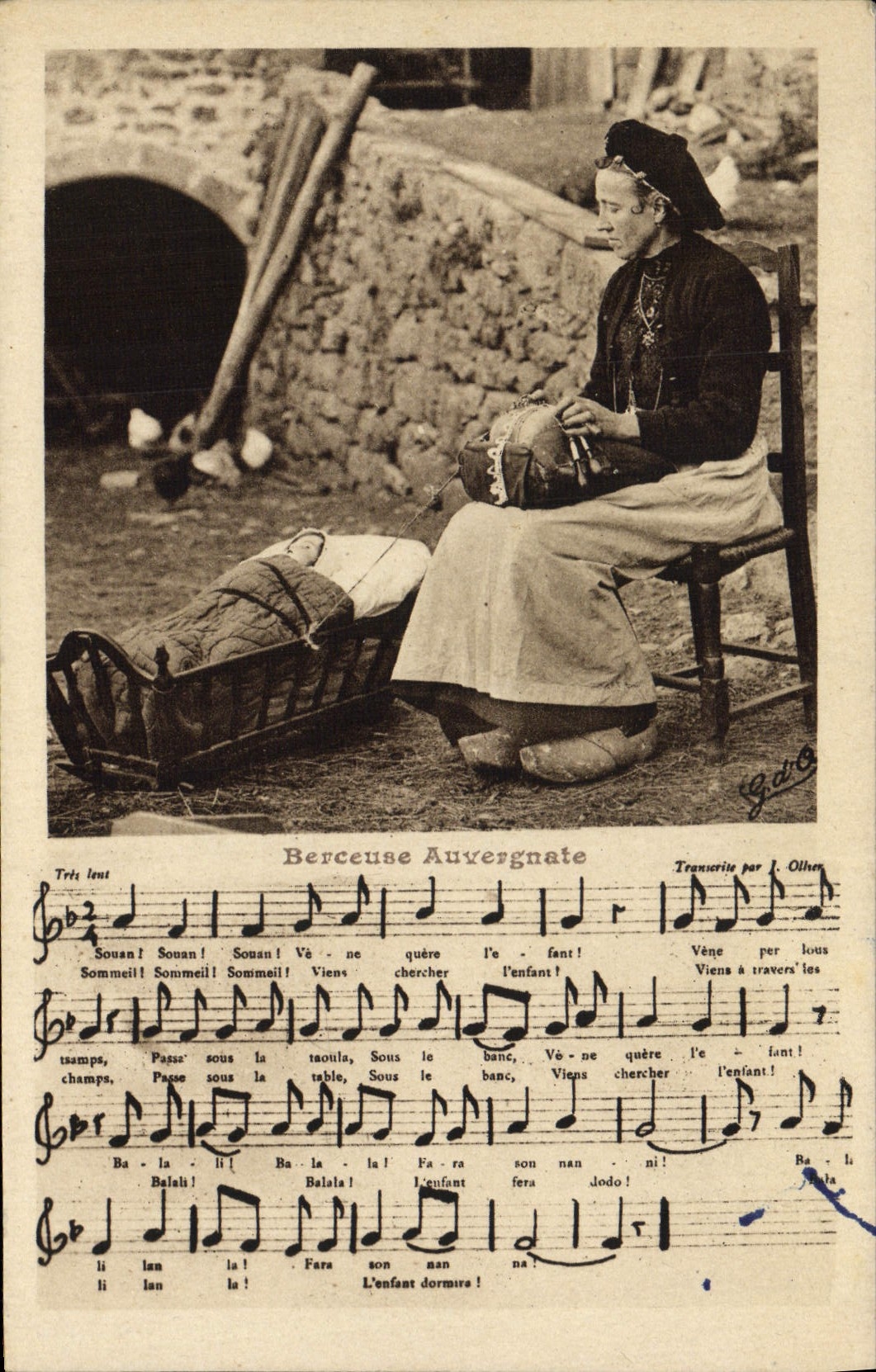 CPA Berceuse Auvergnate Folklore
