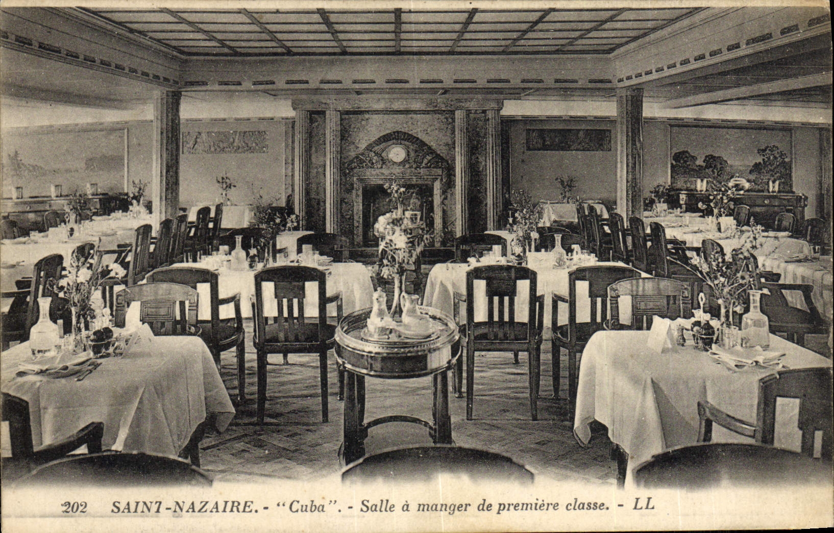 CPA Saint Nazaire Cuba Salle a Manger de Premiere classe Bateau