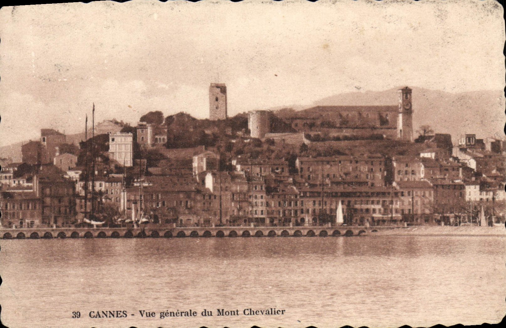 CPA Cannes Vue Generale Du Mont Chevalier