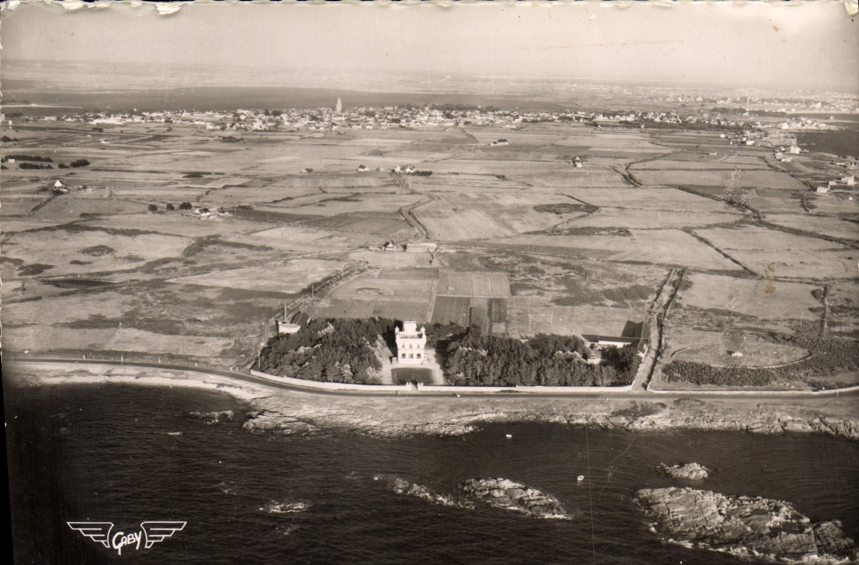 CPM Le Croisic Port aux Rocs Maison de l'enfance et de la jeunesse agricole Sarthoise