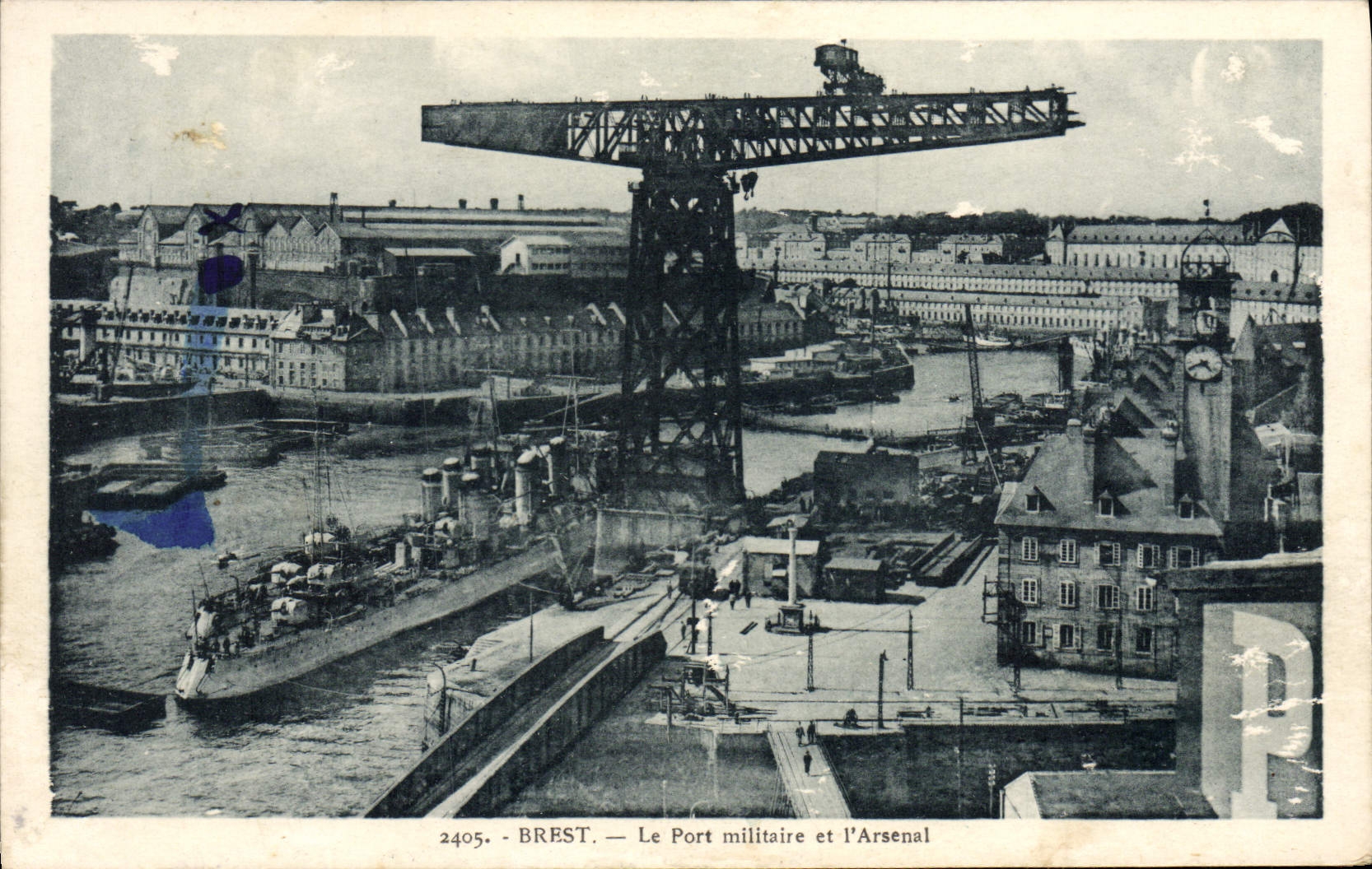 CPA Brest Le Port Militaire et L'Arsenal Bateau