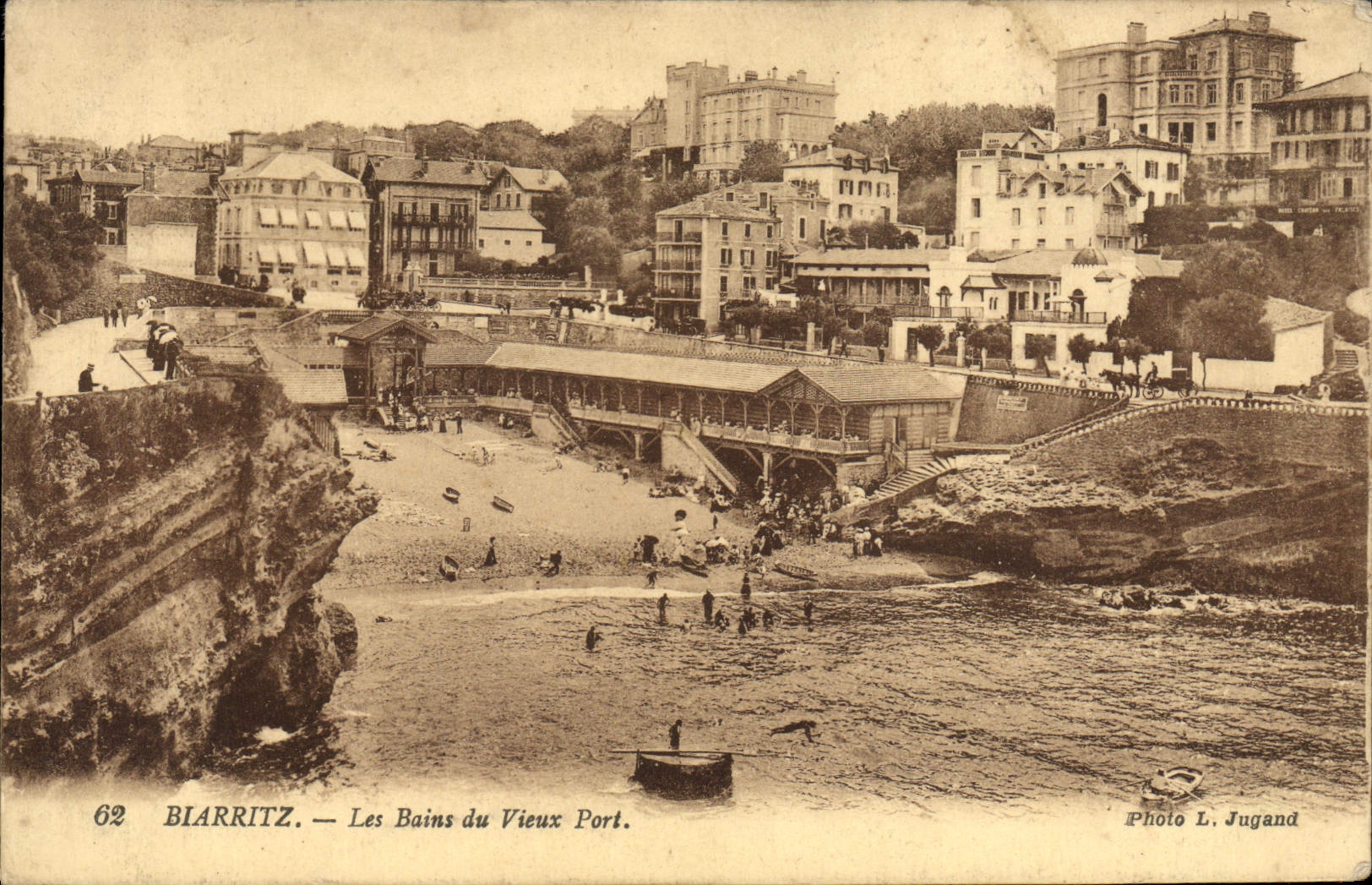 CPA Biarritz Les Bains du Vieux Port