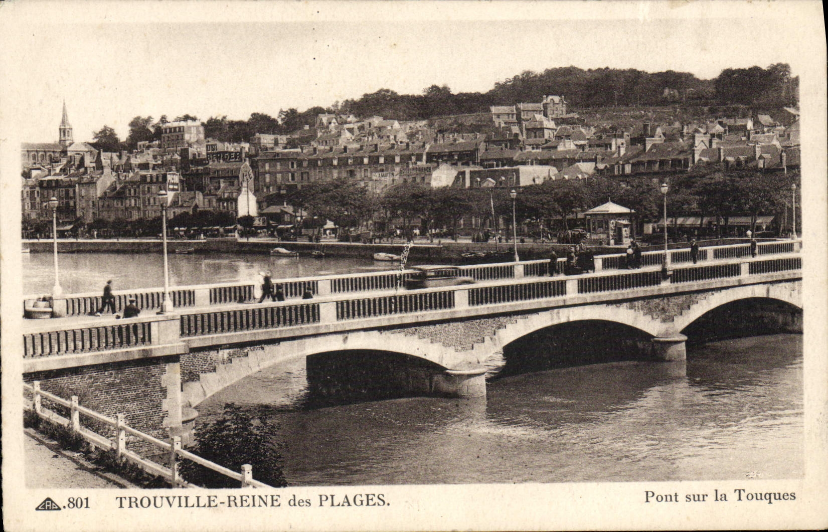 CPA Trouville Reine des Plages Pont sur la Touques