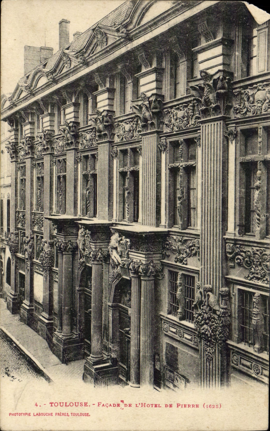 CPA Toulouse Facade De L'Hotel De Pierre