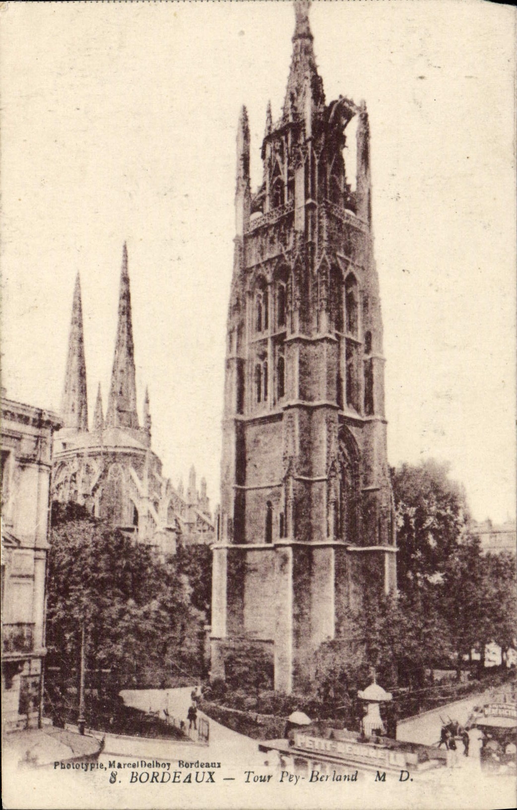 CPA Bordeaux Tour Pey Berland