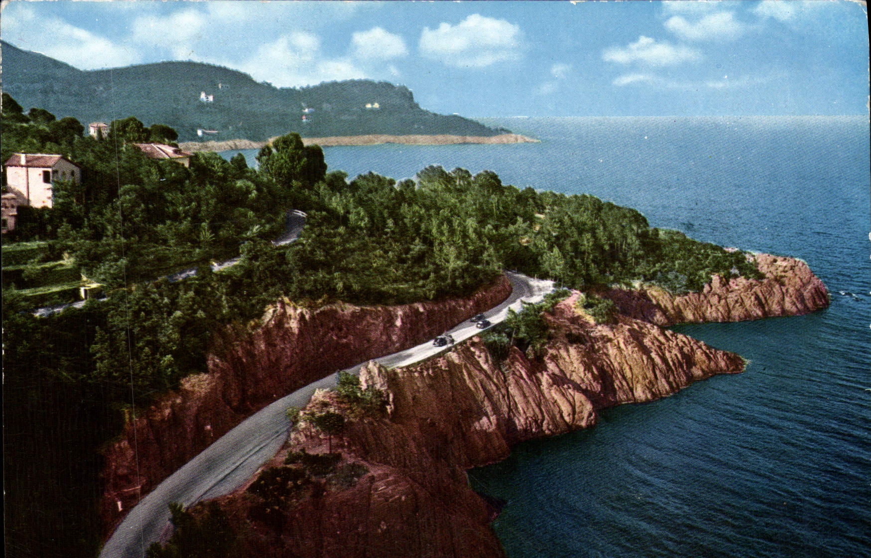 MODERN CARD Trayas the gold Cornice and the Notre Dame point