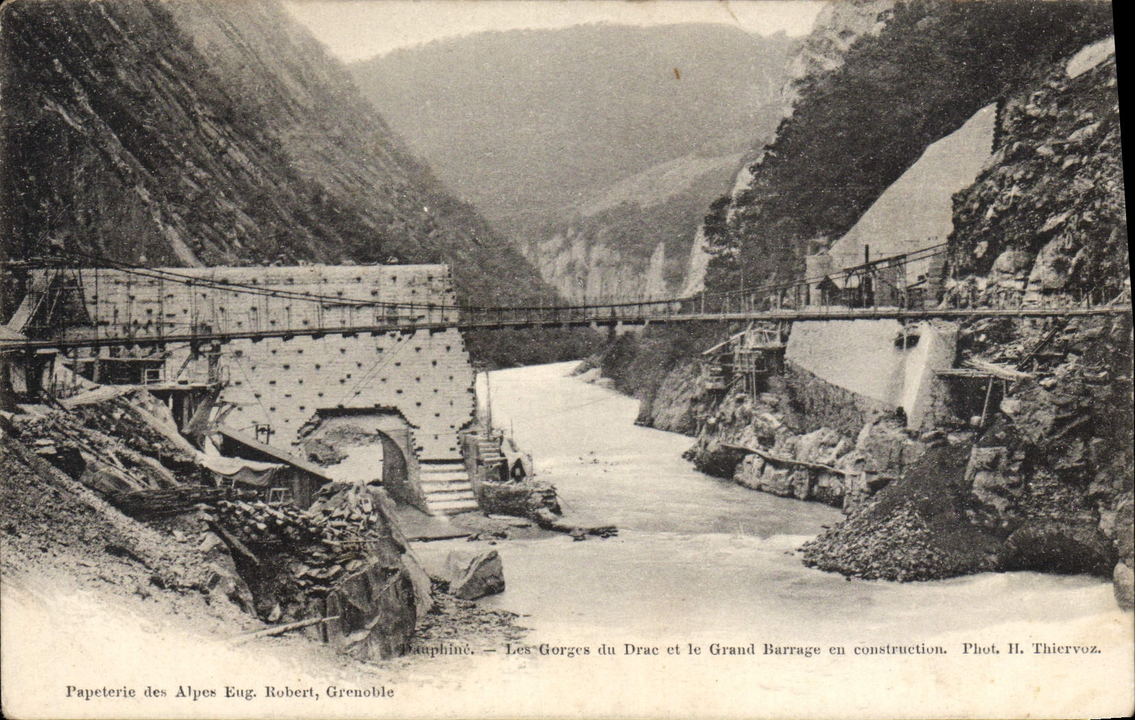 CPA Les gorges du Drac et le grand barrage en construction