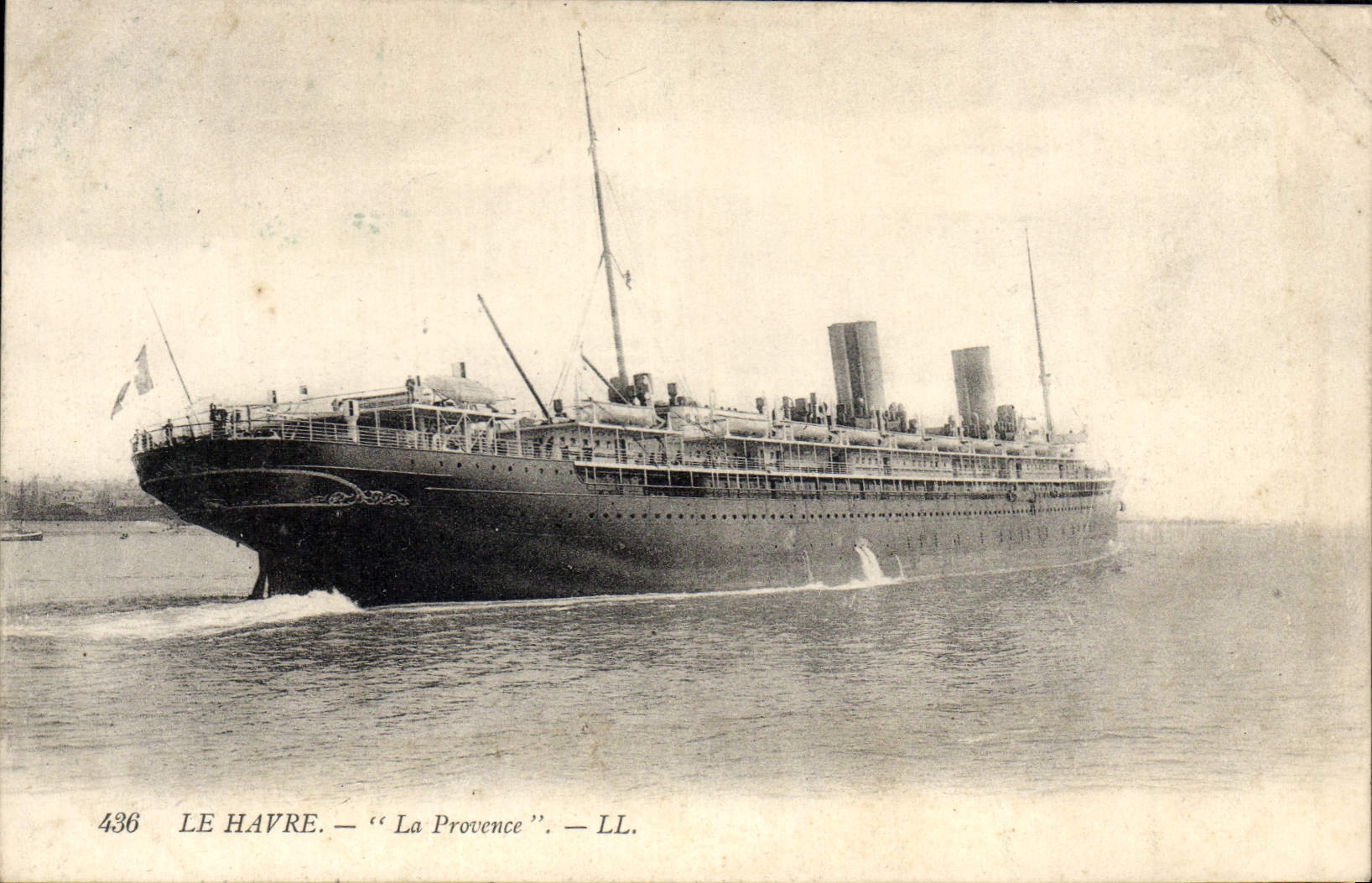 CPA Le Havre La Provence Bateau