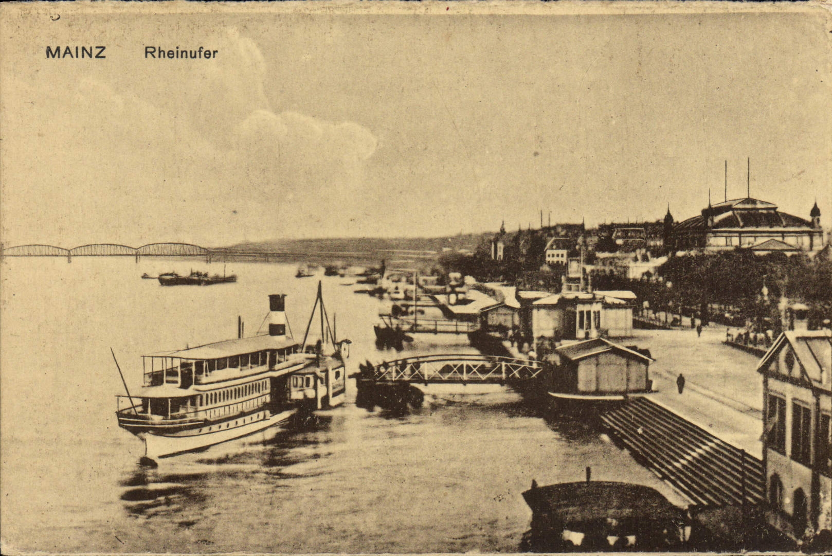 CPA Mainz Rheinufer Bateaux