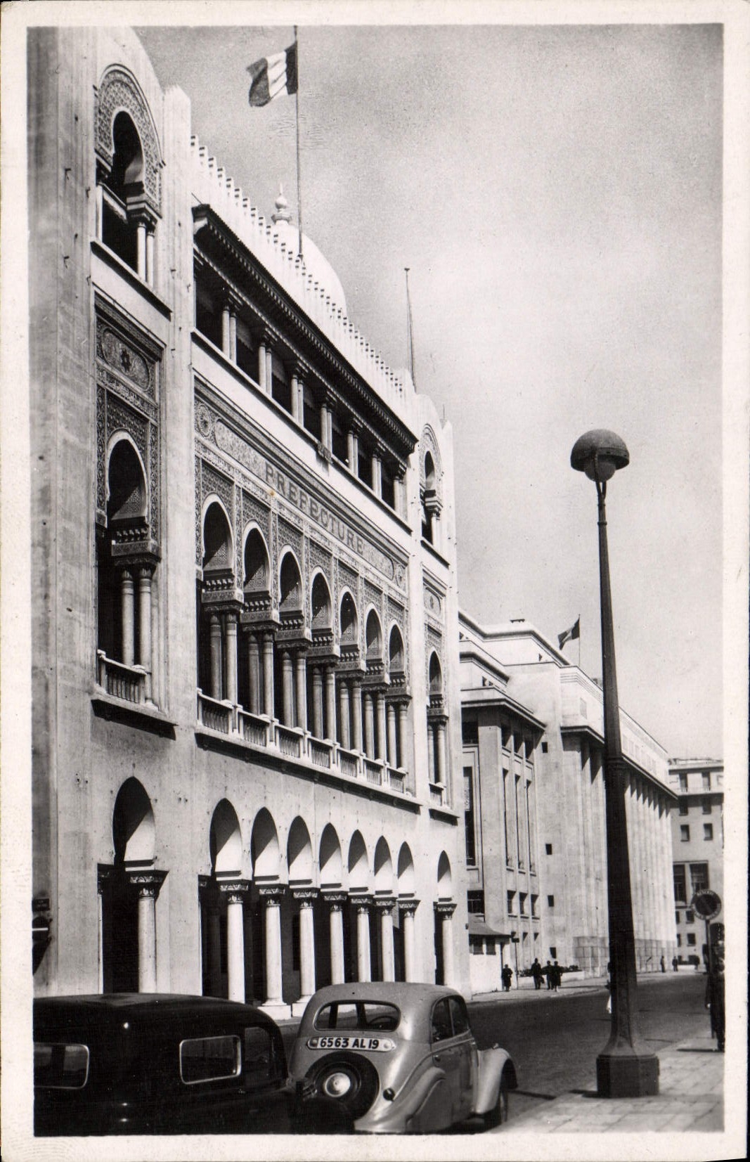 POSTAL MODERNA prefectura del bulevar de Argel Carnot y el nuevo ayuntamiento