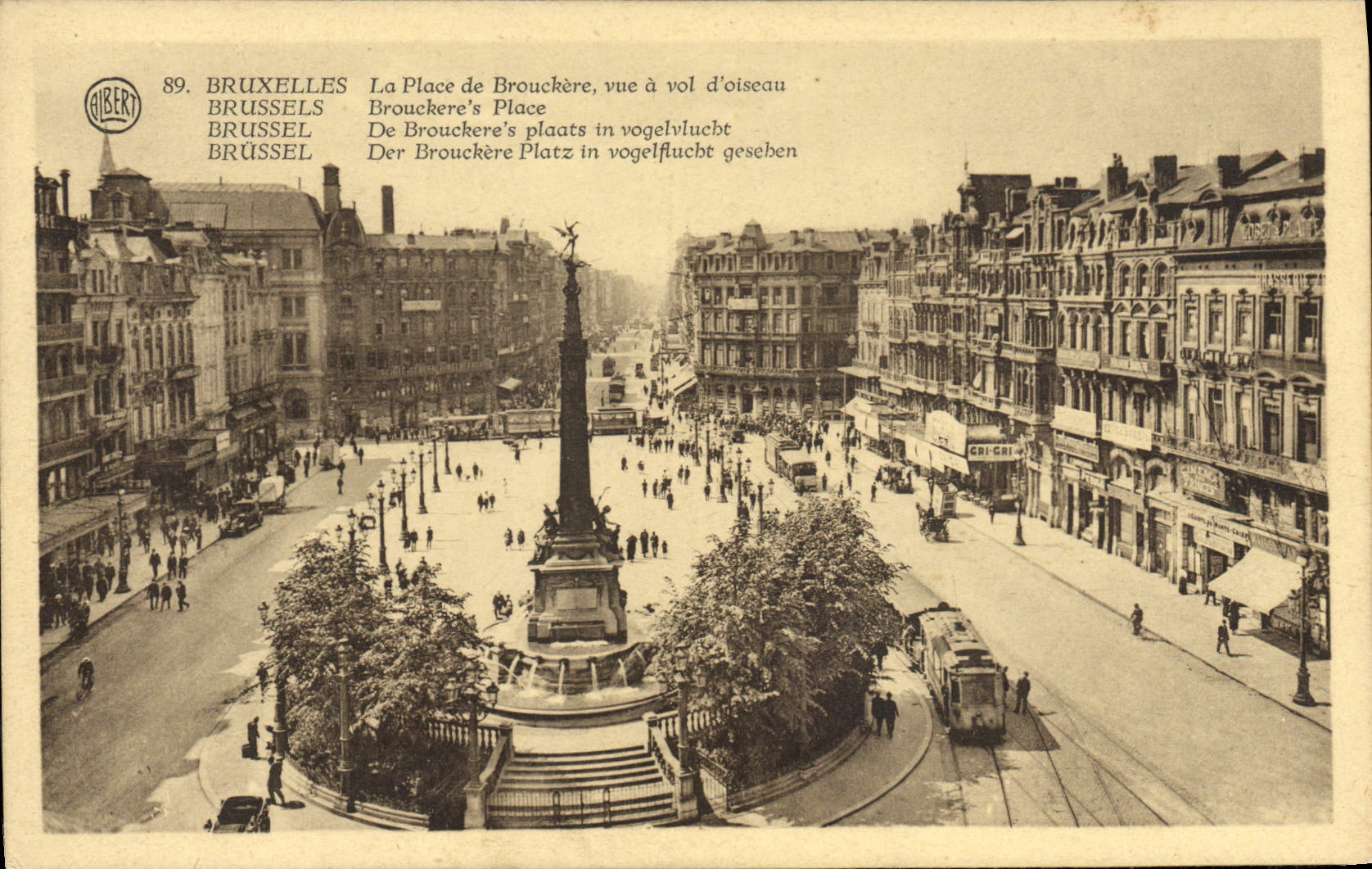 CPA Bruxelles La Place De Brouckere Vue A Vol D'oiseau