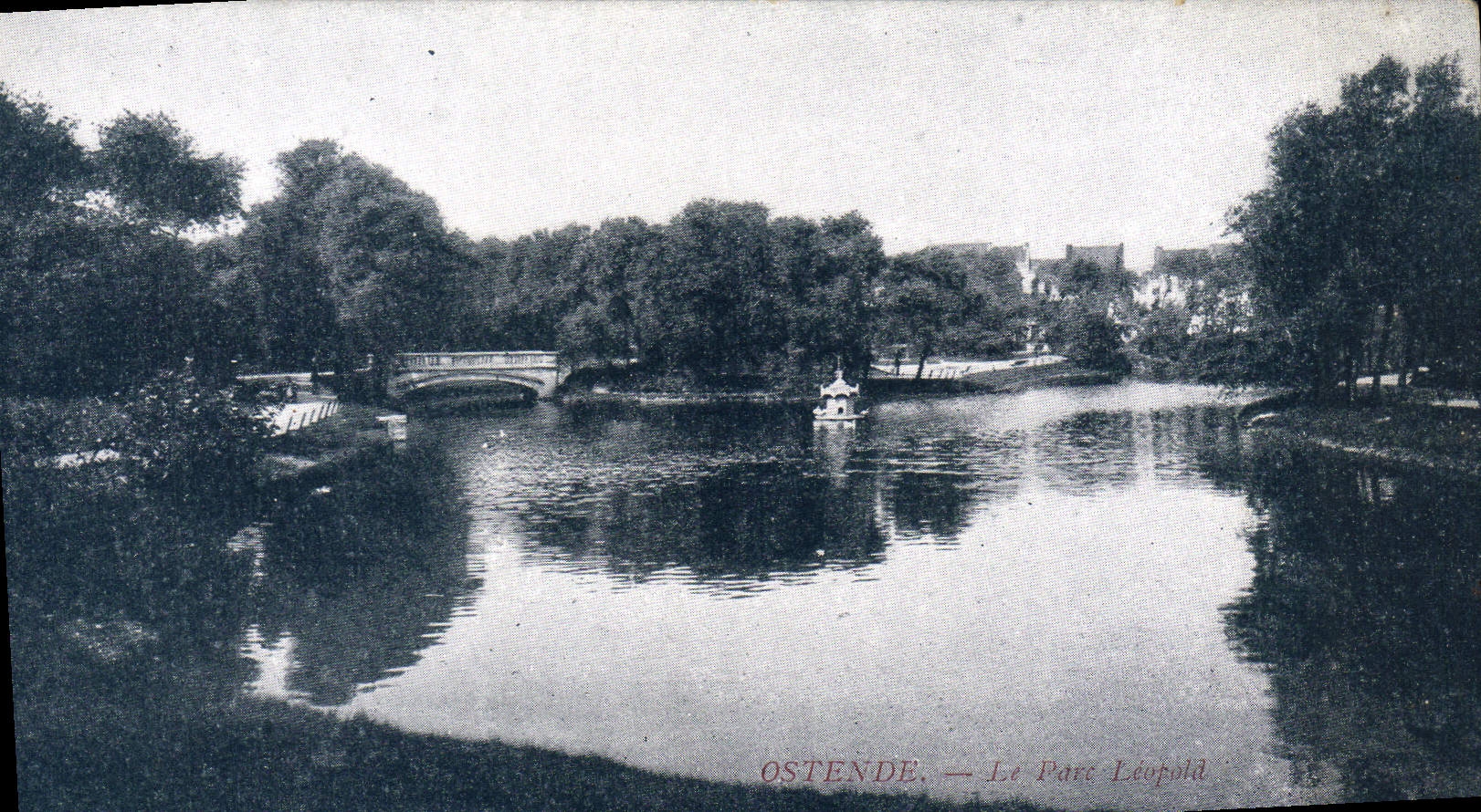 CPA Ostende Le Parc Leopold